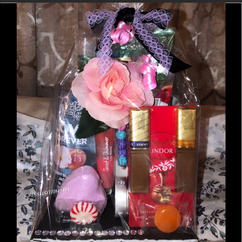 15 pc Mothers Day Spa Gift Set Basket NEW❤️